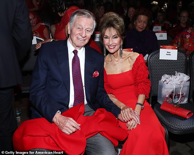 The Way They Were: Here They Are Seed on the 2020 Go Red For Women Red Dress Collection der American Heart Association im Hammerstein Ballroom im Februar 2020 in New York City