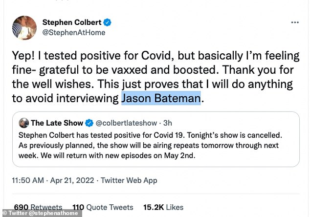 Behalten Sie Ihren Humor: Der 57-jährige Komiker bestätigte die Nachricht via Twitter und scherzte darüber, dass er Ozark-Star Jason Bateman, der heute Abend zu Gast sein wird, nicht treffen muss.