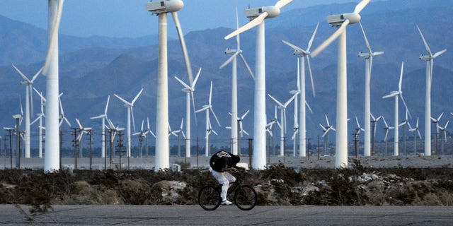 Windkraftanlagen in Palm Springs, Kalifornien.