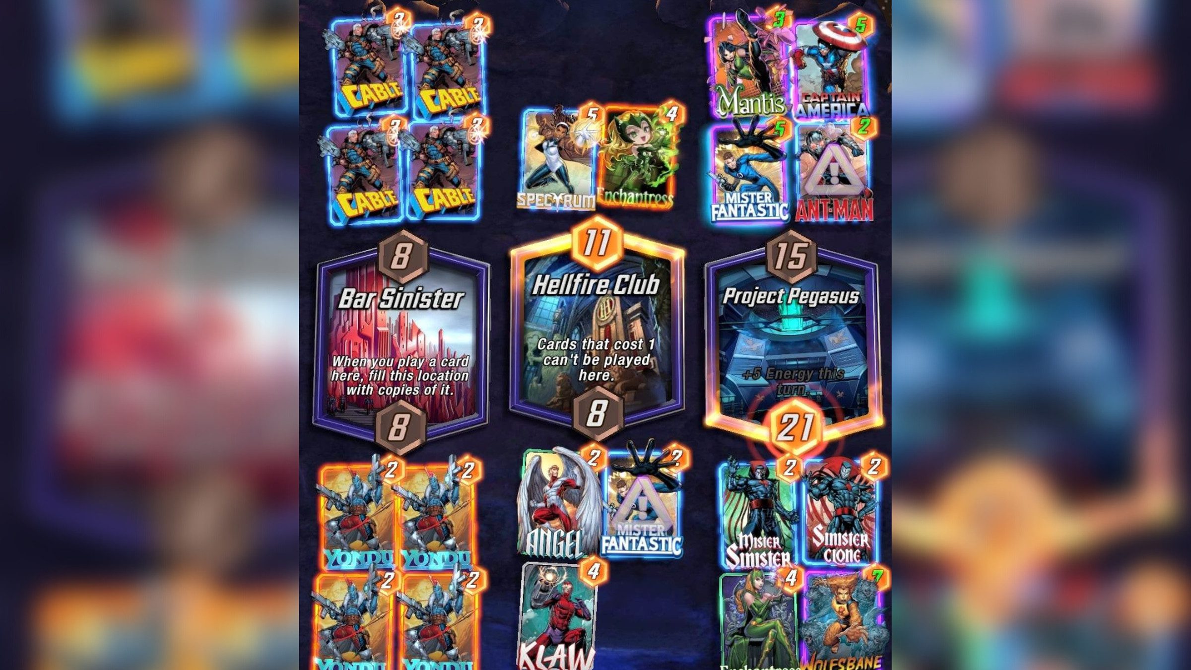 Screenshot des Marvel Snap-Gameplays mit drei Orten mit unterschiedlichen Effekten, die auf beiden Seiten von Feldern für bis zu Karten umgeben sind